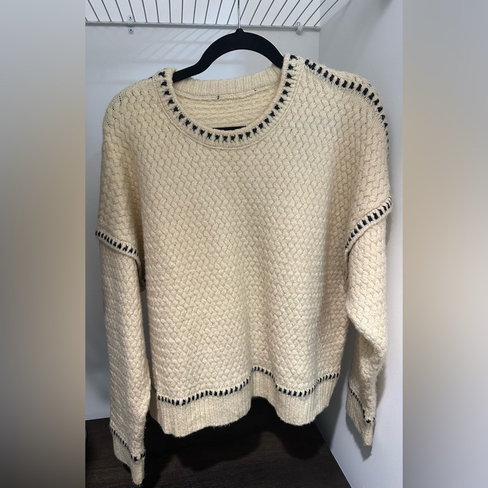 Zara sweater missing tag